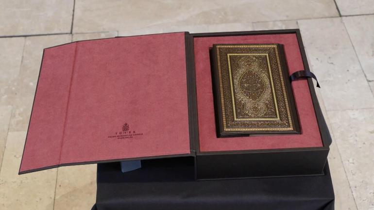 Bakan Ersoy Mehmed Şevki Efendi-Mushaf-ı Şerif kitap tanıtım programına katıldı