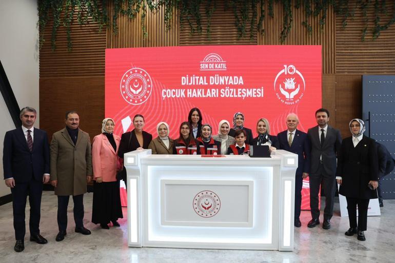 Bakan Göktaş, milletvekillerine sanal medya düzenlemesini anlattı