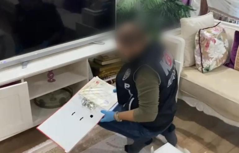 Mersin merkezli 2 ilde tefecilik operasyonu: 4 tutuklama