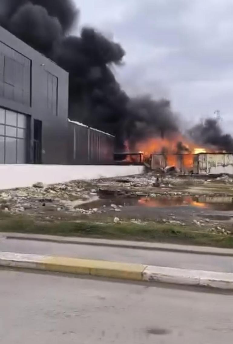 Şile’de işçi konteynerinde yangın: 1 ölü