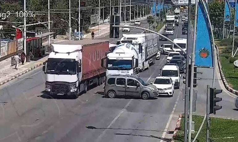 Geçen yıl saatte 77 kaza oldu, günde 7 kişi öldü