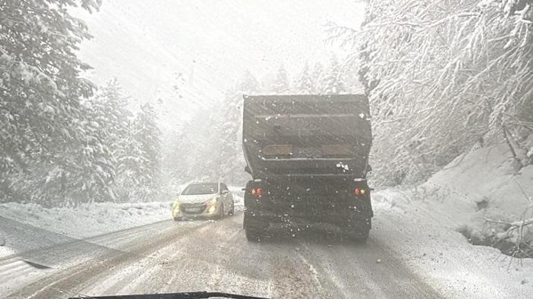 Karabük’ün yüksek kesimlerinde kar yağışı etkili oldu