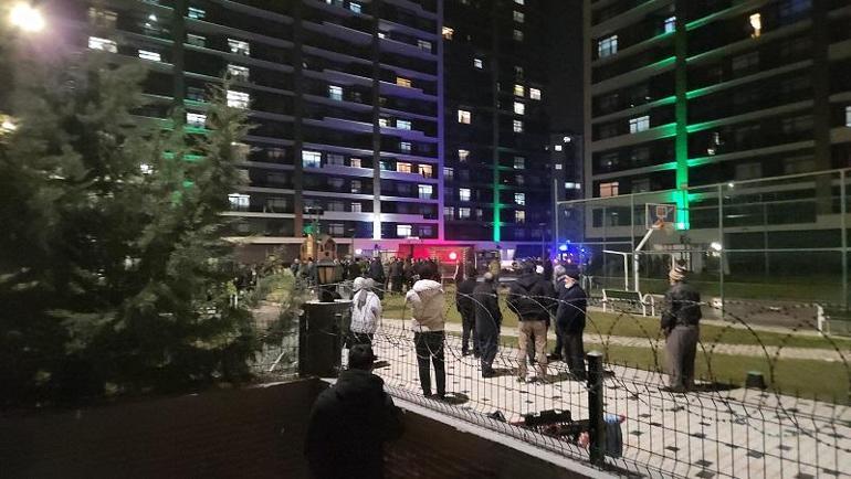 Kız kardeşini öldürüp, annesini yaraladıktan sonra intihar etti