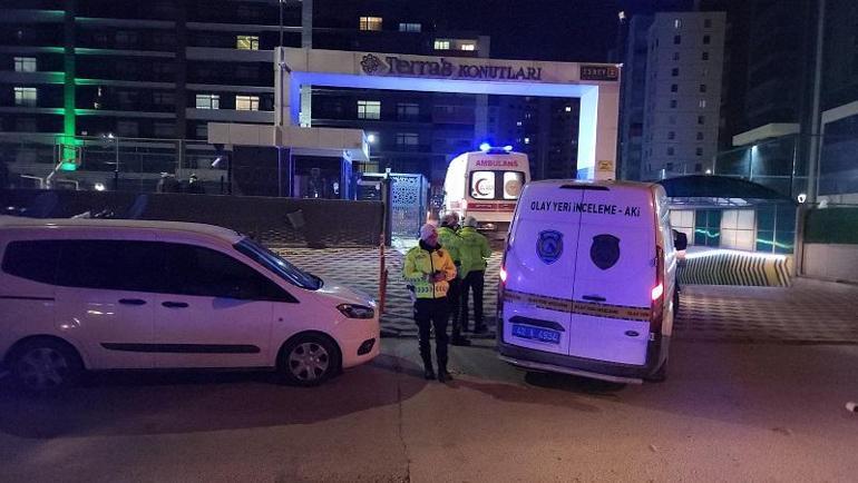 Kız kardeşini öldürüp, annesini yaraladıktan sonra intihar etti