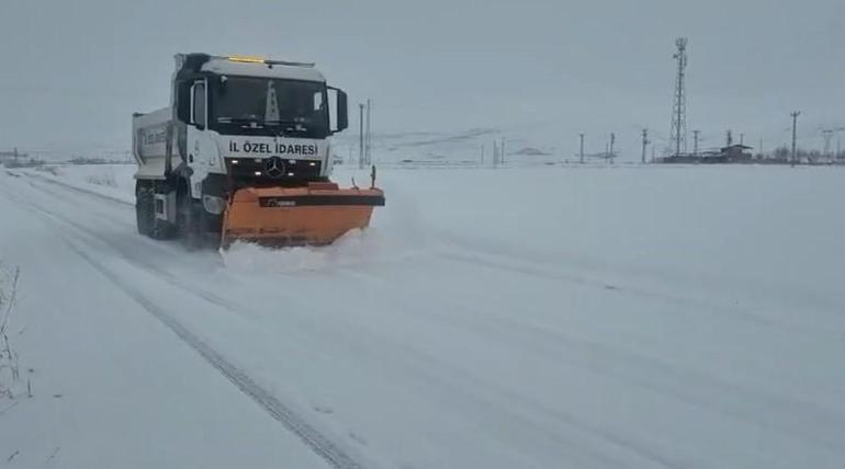 Elazığ’da kar nedeniyle 273 köy yolu ulaşıma kapandı