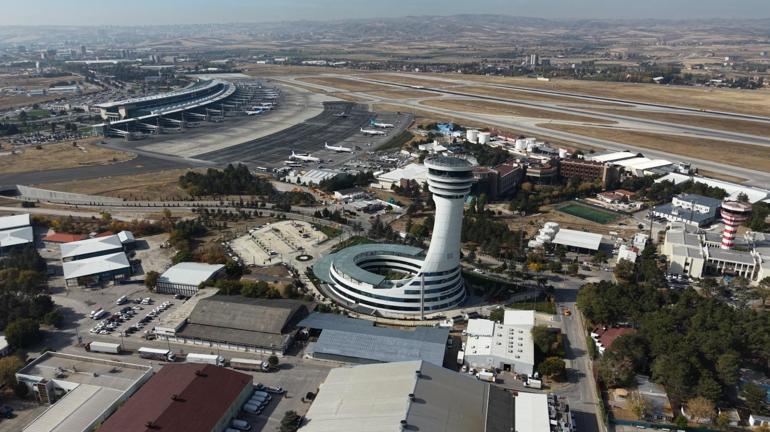 Esenboğa Havalimanının 3üncü pisti ve yeni kulesi yarın hizmete açılacak