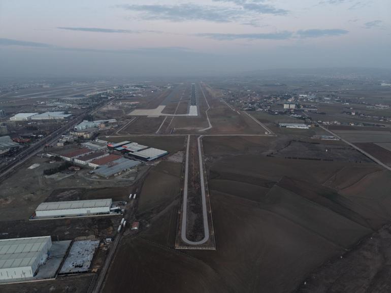 Esenboğa Havalimanının 3üncü pisti ve yeni kulesi yarın hizmete açılacak