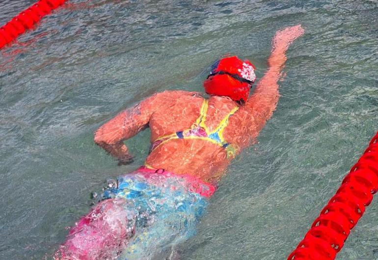 Bengisu Avcı’dan buzda üç altın