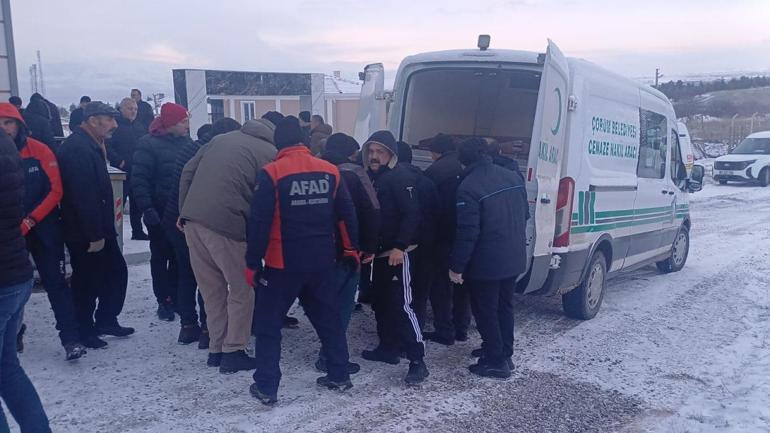 Oturdukları dairede başlarından vurulmuş cesetleri bulundu