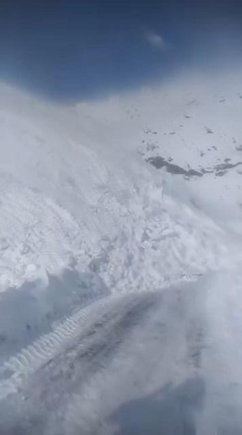 Diyarbakır’da çığ düşen mahalle yolu ulaşıma açıldı