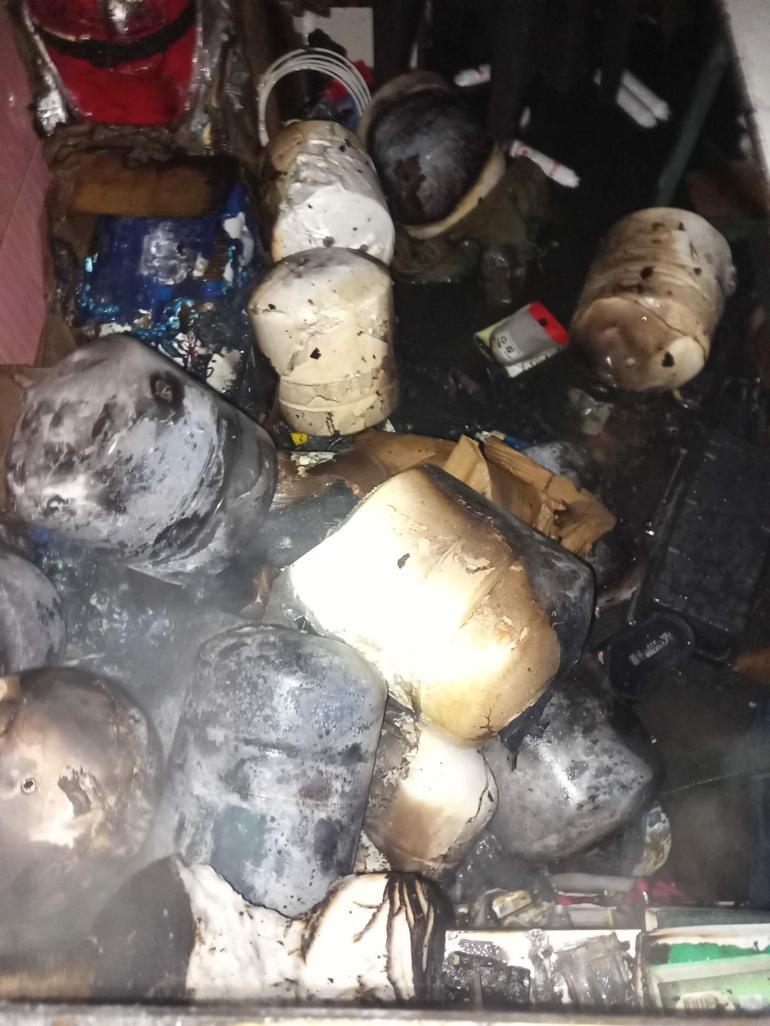 Hatayda iş yeri yangını