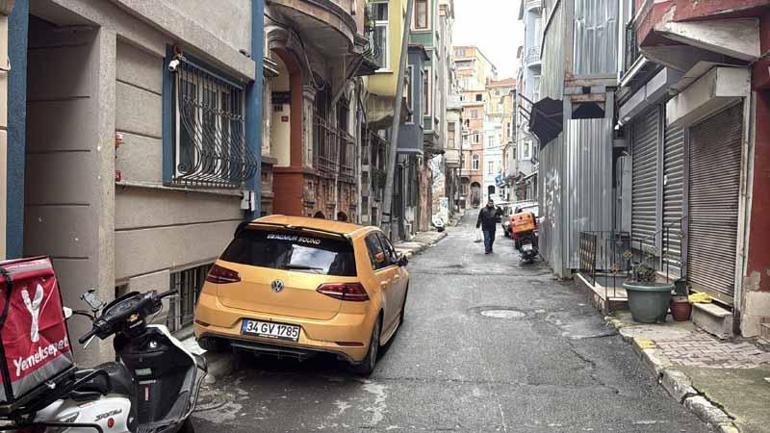 Beyoğlu’nda İngiliz John Paul misafir kaldığı evde ölü bulundu