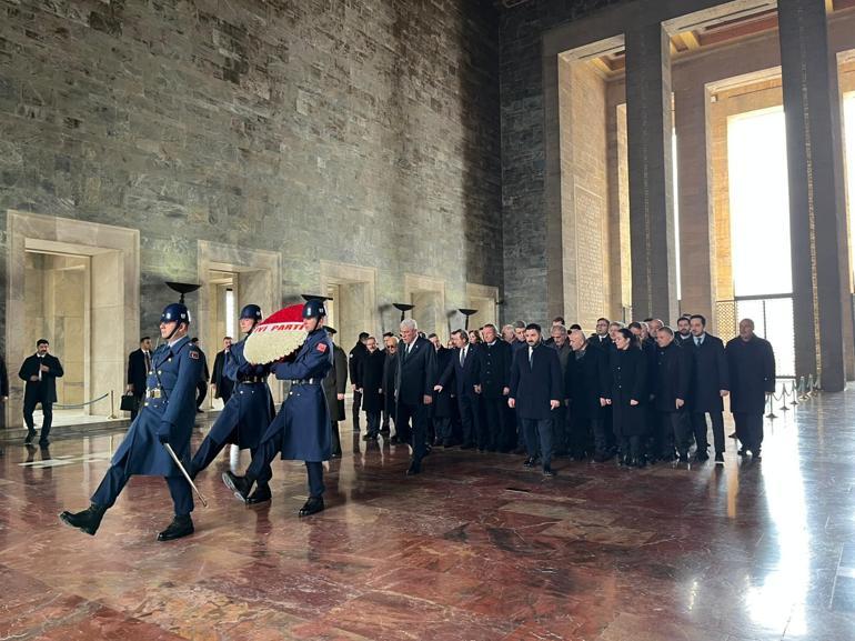 İYİ Partiden, Anıtkabire ziyaret