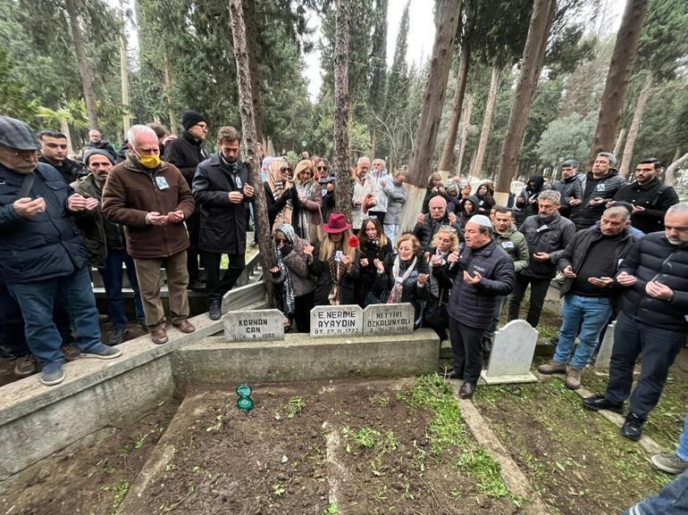Özgür Özel, Manisada cenaze törenine katıldı