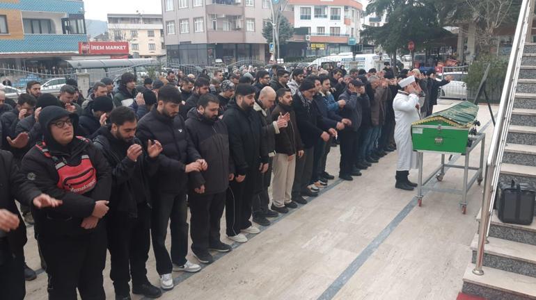 Şakalaşırken kavga ettiği arkadaşını bıçaklayarak öldüren şüpheli tutuklandı
