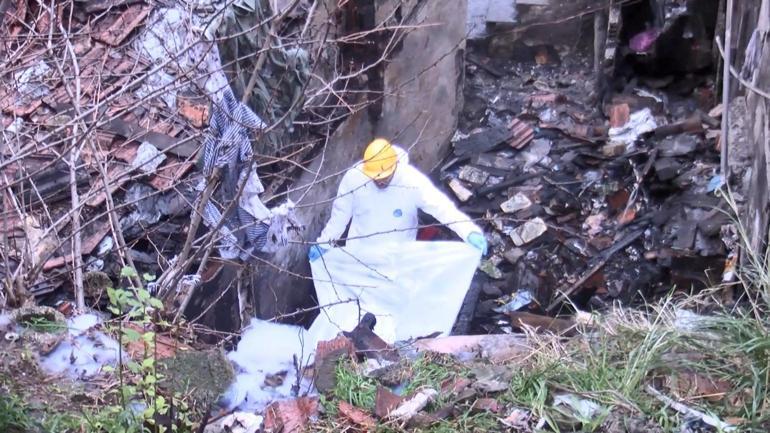 Eyüpsultanda gecekonduda yangın: 1 ölü 1 yaralı