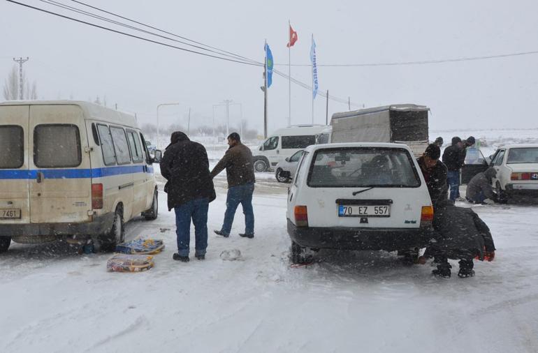 Sertavul Geçidi, kar ve tipi nedeniyle TIR ve kamyonların geçişine kapatıldı