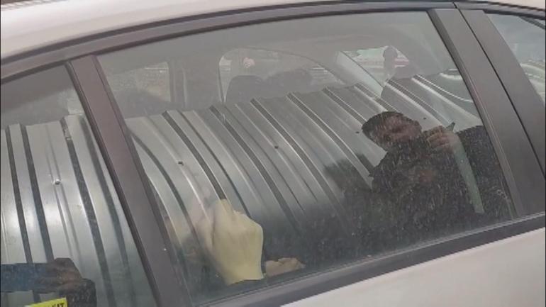 Rus yüzücünün ailesi cenazeyi almak için Adli Tıp Kurumunda