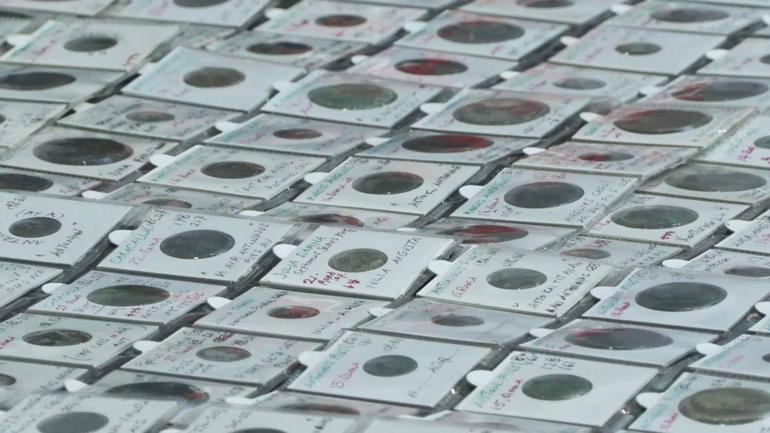 İstanbulda tarihi eser operasyonunda ele geçirilen 5 binin üzerinde eser sergilendi