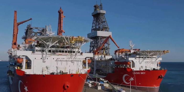 Bakan Bayraktar: Yıldırım Karadeniz’de, Çağrı Bey ise Somali denizlerinde ilk sondaj faaliyetlerini gerçekleştirecek