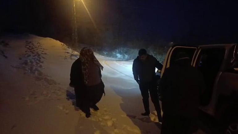 Osmaniye’de kar nedeniyle mahsur kalan vatandaşlar kurtarıldı