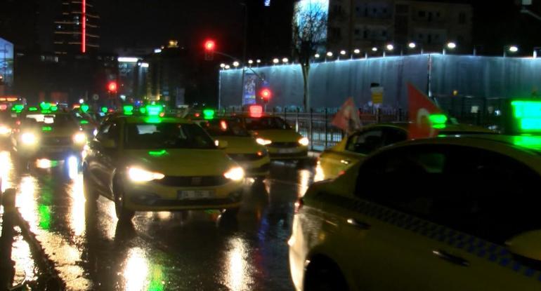 Şişlide taksiciler Türk bayrağına yapılan saldırıya karşı konvoy düzenledi