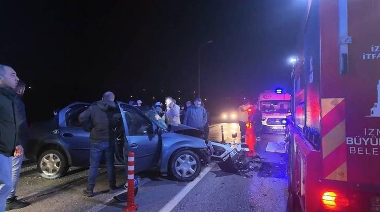 İzmir’de iki otomobil çarpıştı: 2’si ağır 6 yaralı