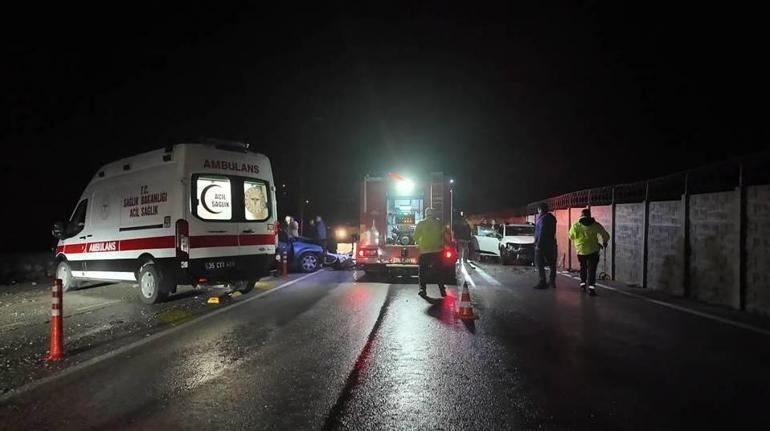 İzmir’de iki otomobil çarpıştı: 2’si ağır 6 yaralı
