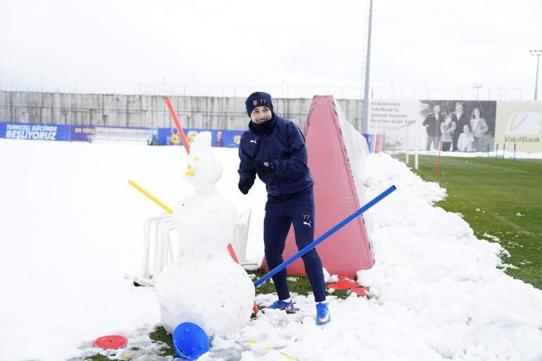RAMS Başakşehir FK’nın Hırvat kanat oyuncusu Ivan Brnic, DHA’ya konuştu