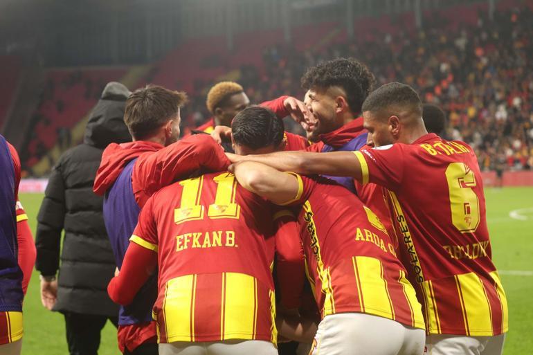 Göztepe, İstanbul temsilcilerinden puanları topladı