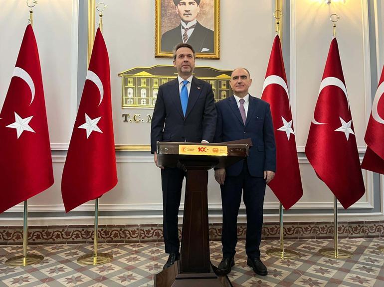 Bakan Bayraktar: Her vatandaşımızı ev sahibi yapana kadar mücadeleye devam edeceğiz