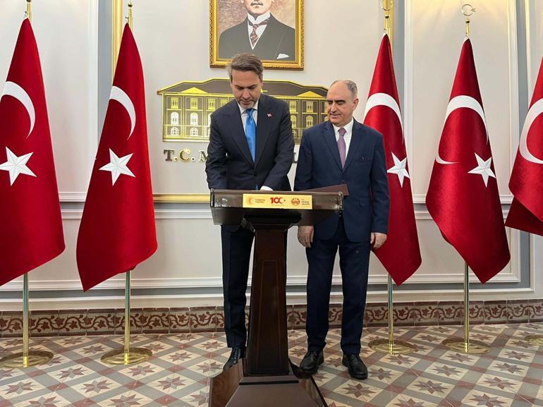 Bakan Bayraktar: Her vatandaşımızı ev sahibi yapana kadar mücadeleye devam edeceğiz