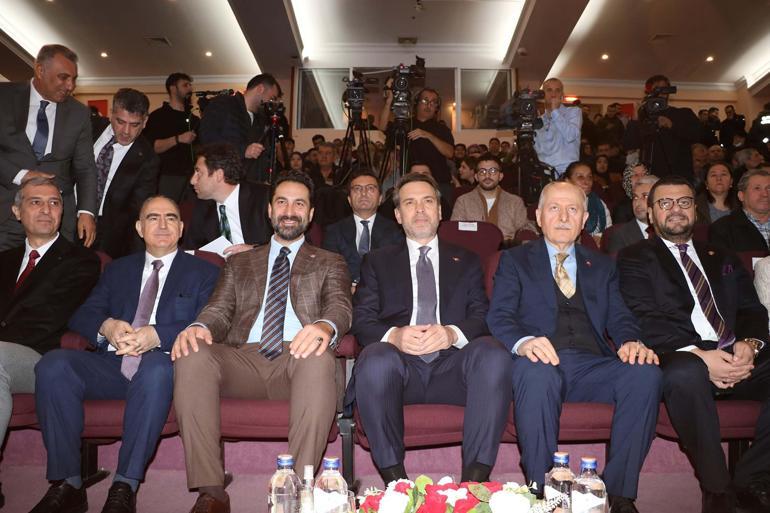 Bakan Bayraktar: Her vatandaşımızı ev sahibi yapana kadar mücadeleye devam edeceğiz