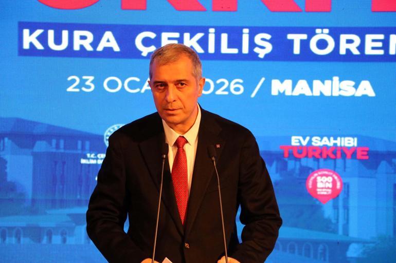 Bakan Bayraktar: Her vatandaşımızı ev sahibi yapana kadar mücadeleye devam edeceğiz