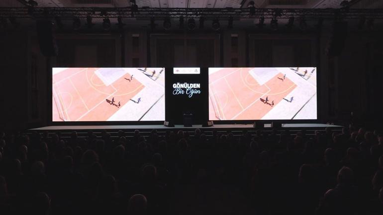 Vali Gül: 100 bin çocuğumuza sıcak yemek ulaştırmayı hedefliyoruz