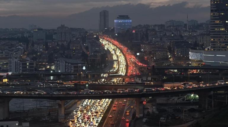 İstanbulda trafik yoğunluğu yüzde 89a ulaştı