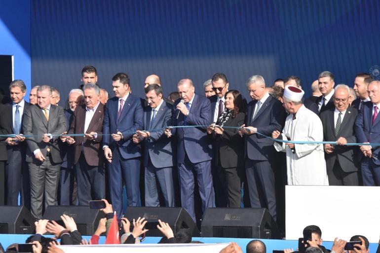 Cumhurbaşkanı Erdoğan: Ne emekli umurlarında ne maaş yerine harçlık verdikleri işçiler