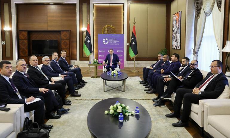 Bakan Bayraktar, Libya’da