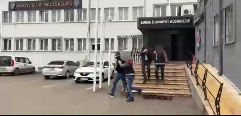 Kuyumculara sahte gram altın satan 2 şüpheli, kamera görüntüleriyle yakalandı