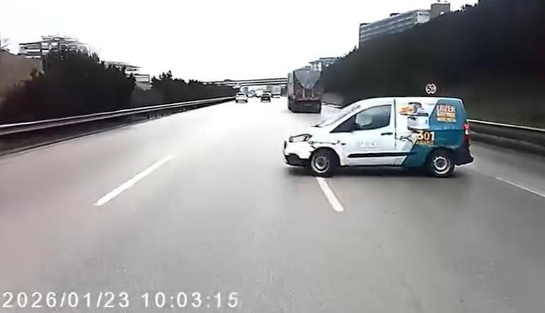 Kontrolünü kaybettiği aracıyla TIR’a çarpmaktan son anda kurtuldu