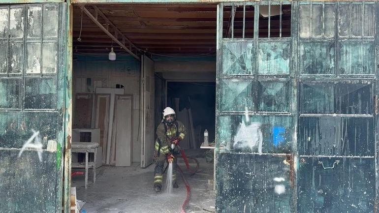 Hatayda mobilya atölyesinde yangın