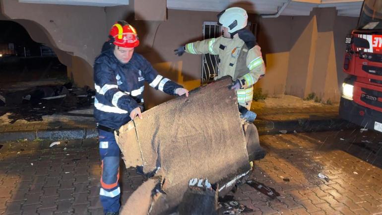 İstanbulda fırtına etkili oldu; bazı binaların çatıları uçtu