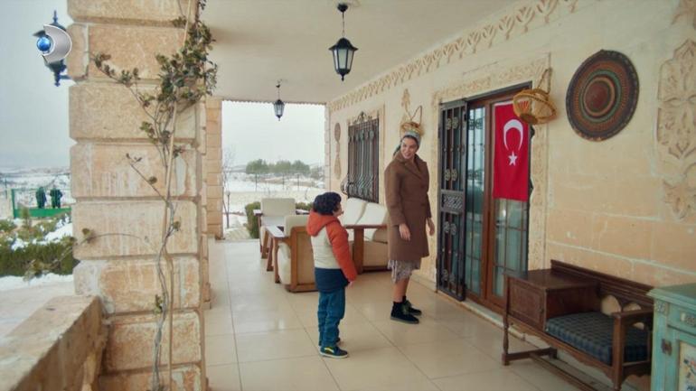 Uzak Şehir’den bayrak mesajı