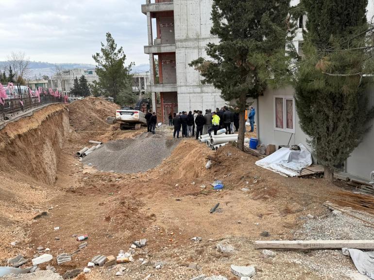 İş makinesiyle duvar arasında sıkışan işçi öldü