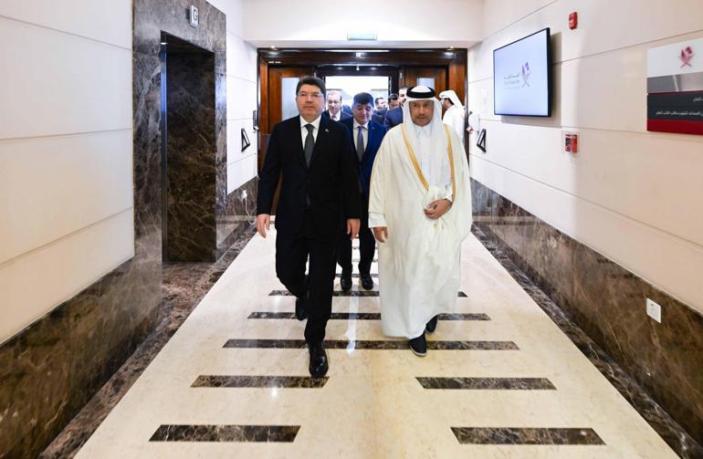 Bakan Tunç, Katar Başsavcısı Al Nuaimi ile bir araya geldi