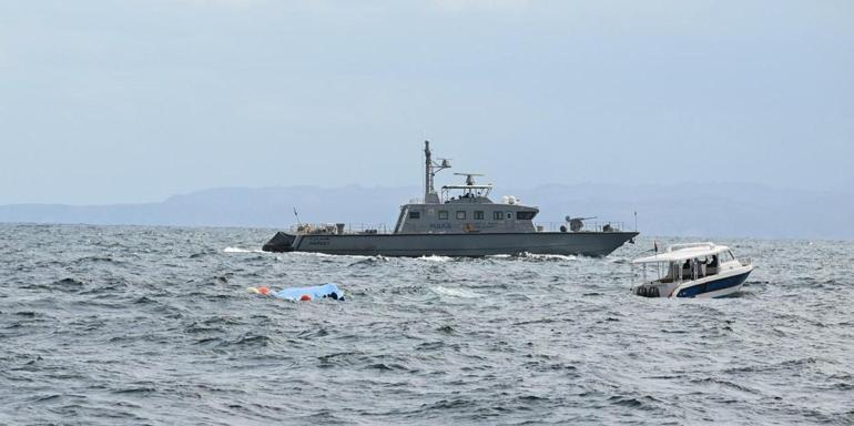 Ummanda Fransız turistleri taşıyan tekne alabora oldu: 3 ölü, 2 yaralı