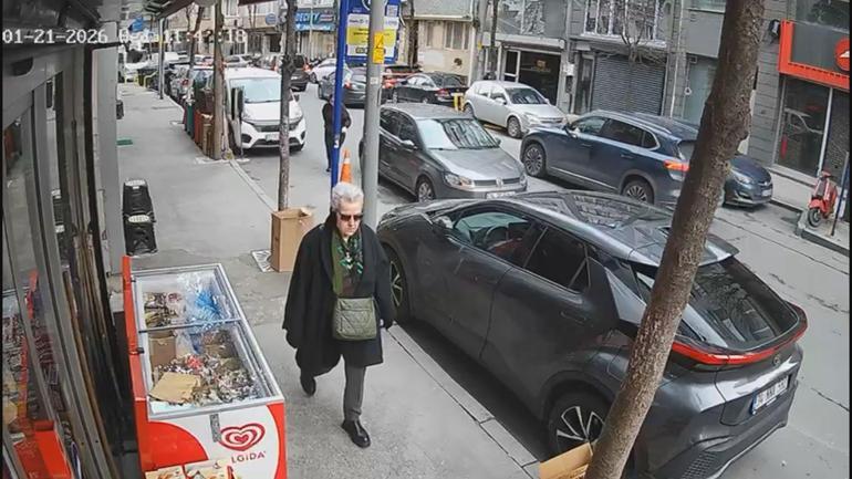 Şişlide sürücüsünün fren yerine gaza bastığı otomobil kuaför dükkanına girdi