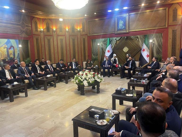 AK Partili Zorlu: Ayn- El Arap bölgesindeki insani koridor işliyor