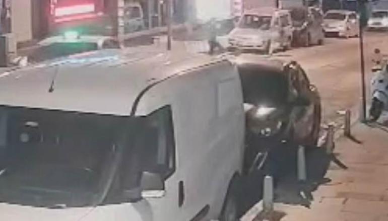 Kağıthanede caddede kalaşnikoflu saldırı kamerada; İşi dayı lakaplı kişiden aldım