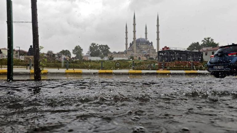 Trakya için kuvvetli yağış ve fırtına uyarısı